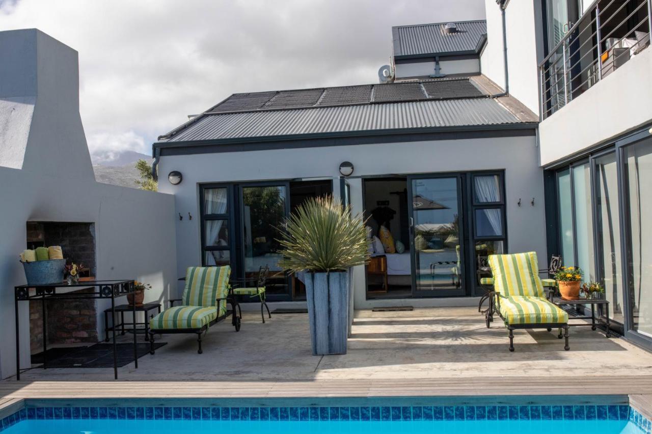 Stay At Friends Bettyʼs Bay Extérieur photo