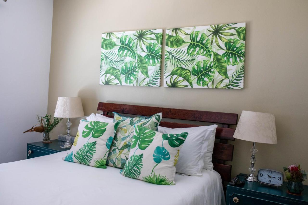 Stay At Friends Bettyʼs Bay Extérieur photo