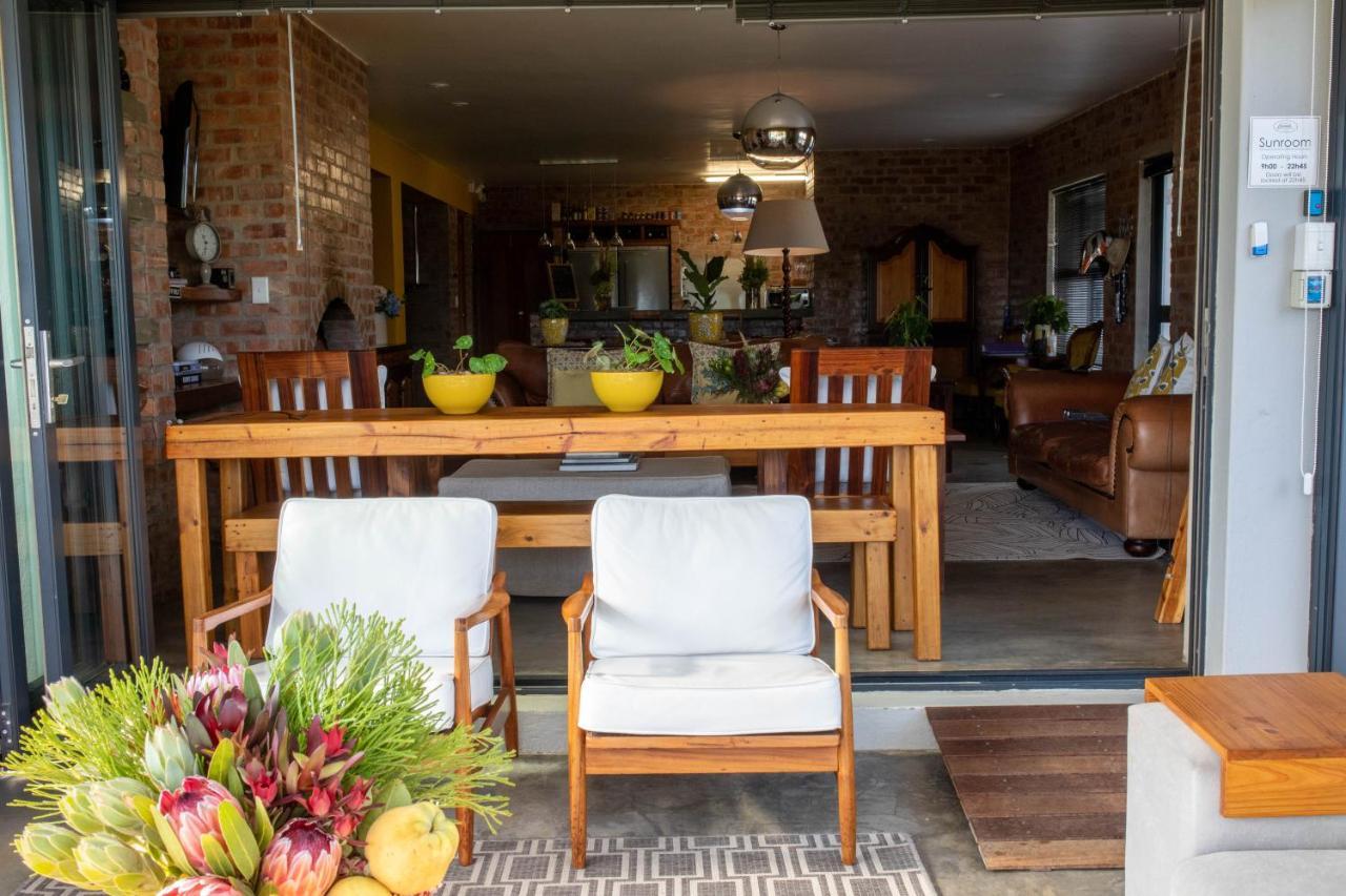 Stay At Friends Bettyʼs Bay Extérieur photo
