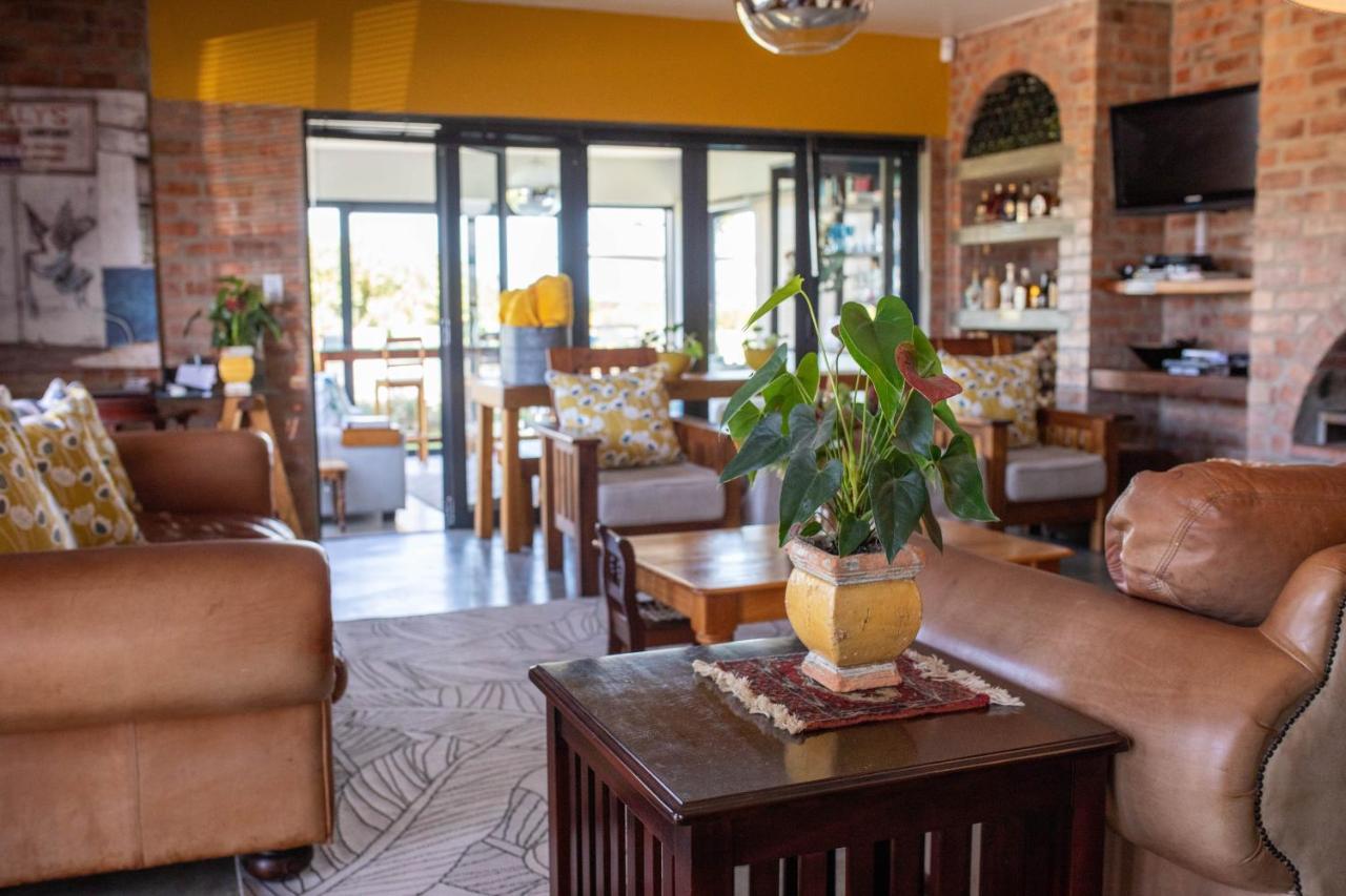 Stay At Friends Bettyʼs Bay Extérieur photo