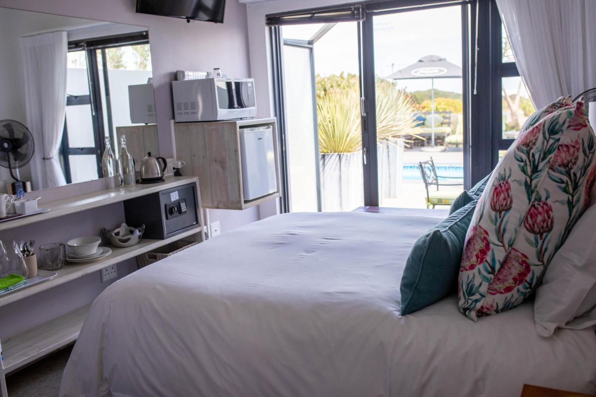 Stay At Friends Bettyʼs Bay Chambre photo