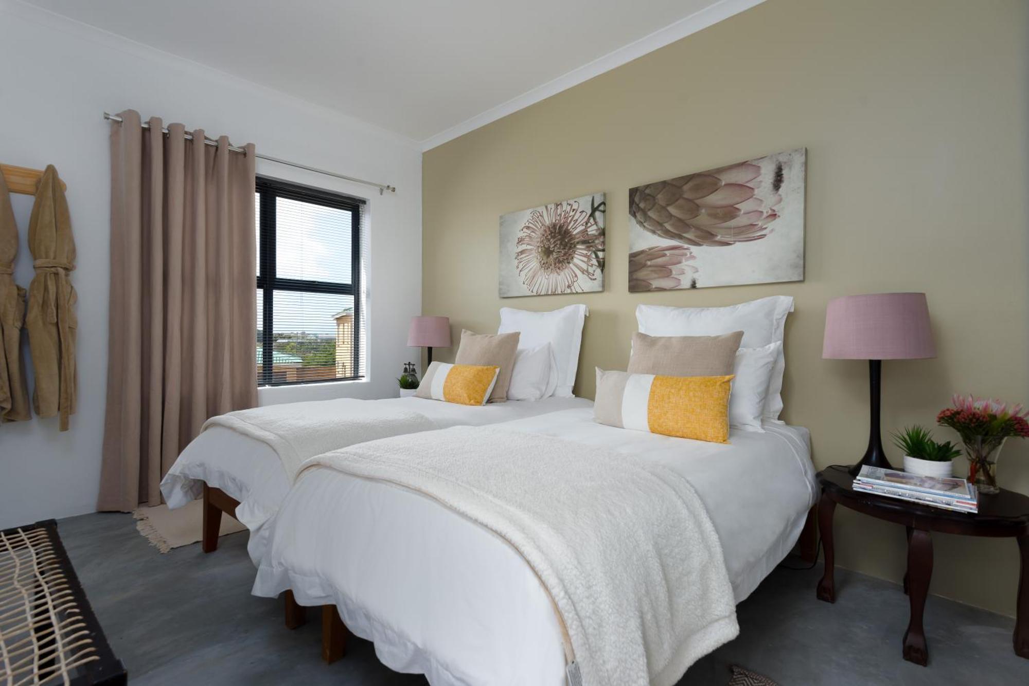 Stay At Friends Bettyʼs Bay Chambre photo