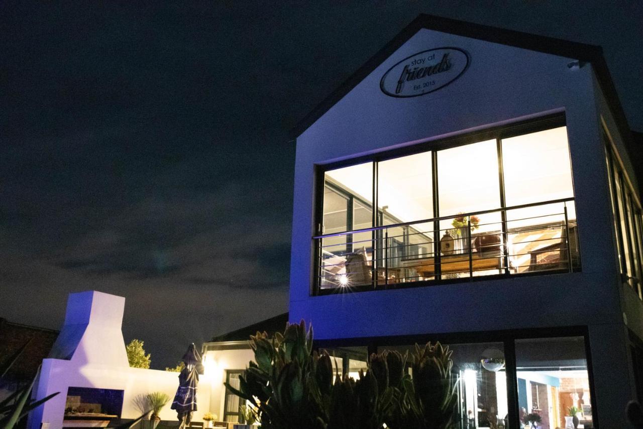 Stay At Friends Bettyʼs Bay Extérieur photo